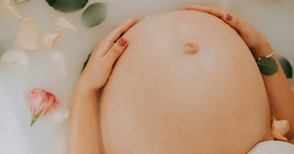 Balancing Pregnancy and Career: Expert Guide for Working Professionals